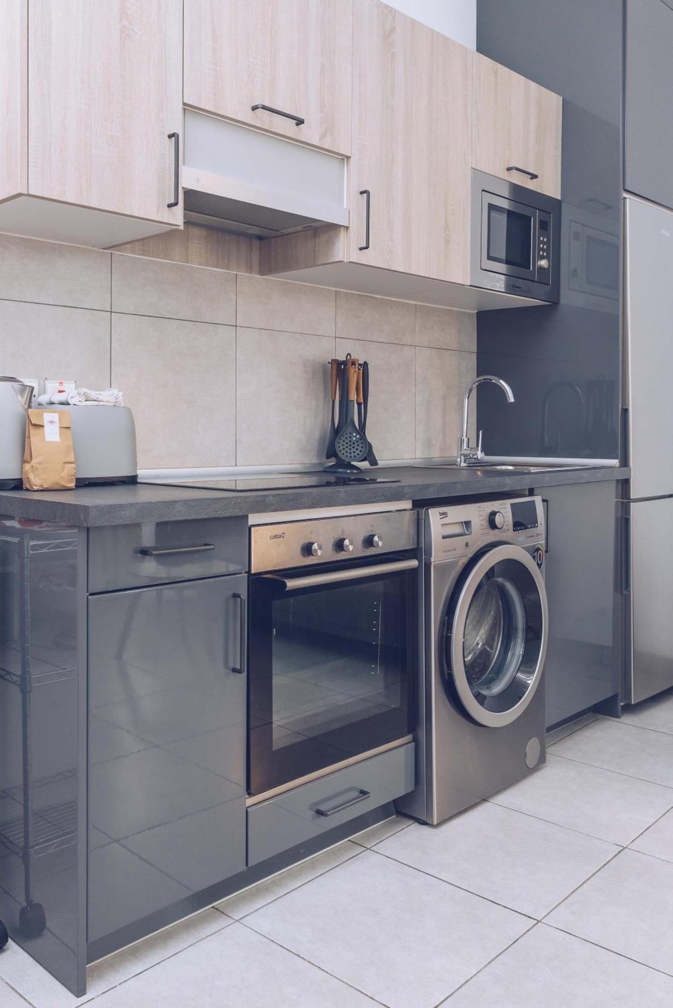 Апартаменты 2Br And 2Ba In The Zoko Cozy And Convenient Гибралтар Экстерьер фото